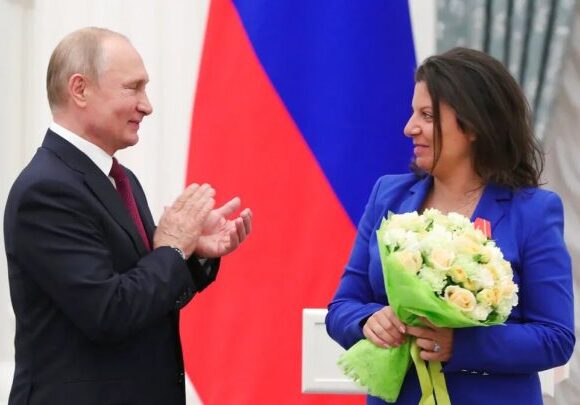 Ρωσία: Προπαγανδιστές του Πούτιν φοβούνται ότι θα χάσει τον πόλεμο στην Ουκρανία