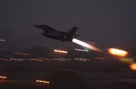 Συρία: Τουρκικές αεροπορικές επιδρομές στο Κομπάνι