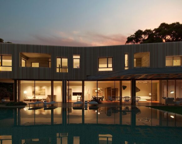 Glade House: Ενα σπίτι μοναδικής αισθητικής στα Μεσόγεια