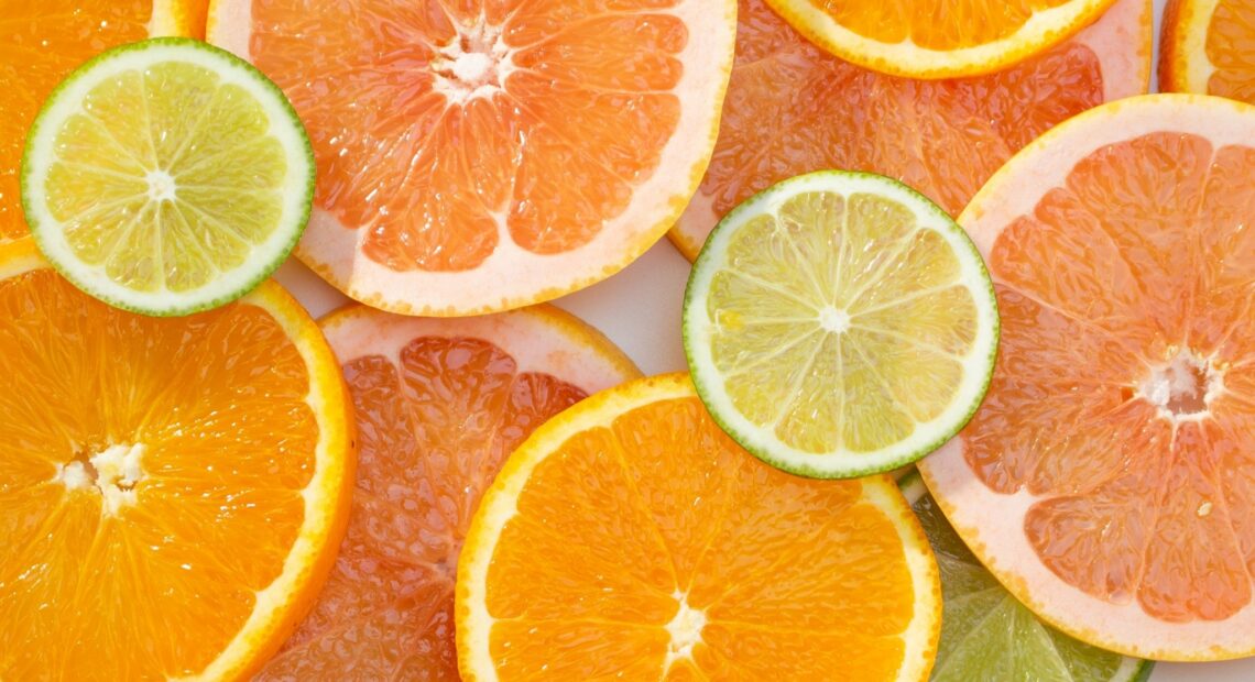 Mood Food: Μία είναι η βιταμίνη για νεανικό και υγιή εγκέφαλο, σύμφωνα με διάσημη γιατρό του Harvard