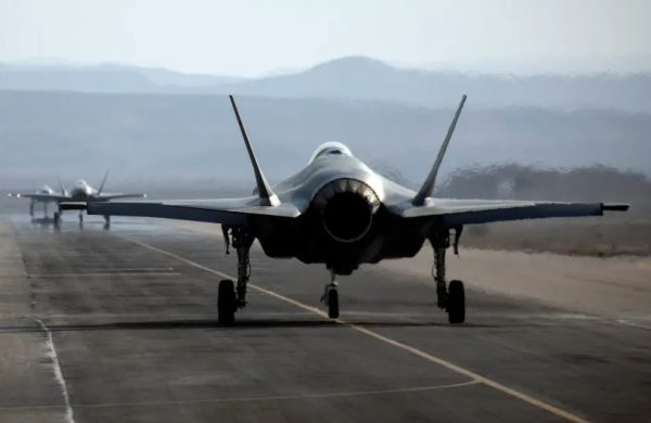Ισραήλ: Καθηλώνει 11 αεροσκάφη F 35 μετά τη συντριβή στο Τέξας – Τι συμβαίνει;