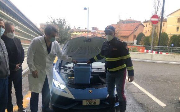 Ιταλία: Αξιοποίησαν Λαμποργκίνι για να παραδώσουν όργανα για μεταμόσχευση