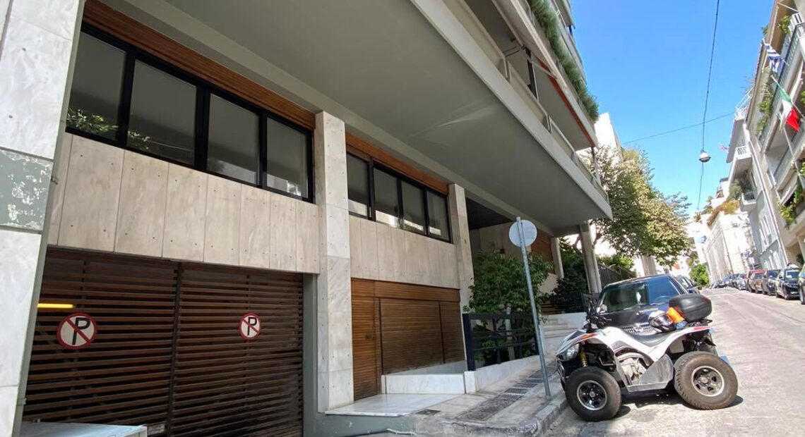 Οικογένεια Νίκα: Στο σφυρί ιδιοκτησίες της στην περιοχή των παλαιών Ανακτόρων (pic)