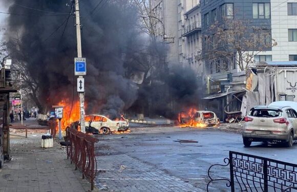 Ουκρανία: Τουλάχιστον 7 νεκροί από ρωσική επίθεση στη Χερσώνα
