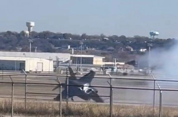 Τέξας: Τρομακτικό ατύχημα με F 35 σε αεροδρόμιο – Εκτινάχθηκε ο πιλότος