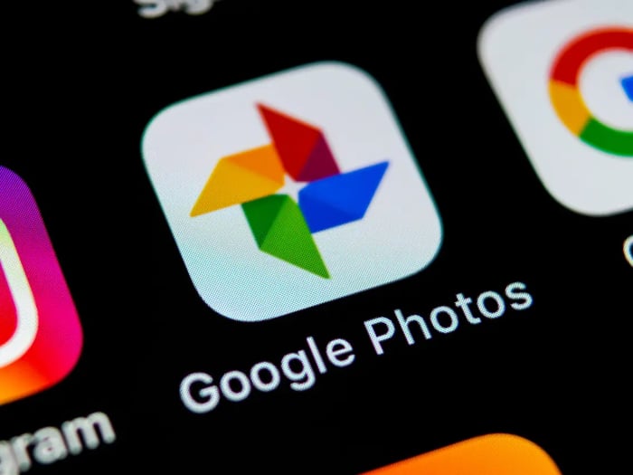 H Google δοκιμάζει την αναγνώριση προσώπων μέσω των Φωτογραφιών