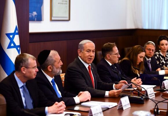 Νετανιάχου: Διαλέγει ακόμη πιο σκληρή πολιτική απέναντι στους Παλαιστινίους