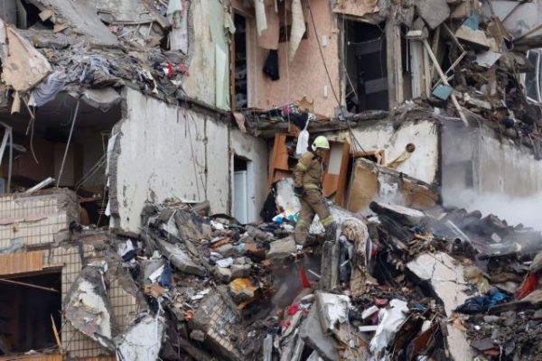 Ουκρανία: Στους 18 οι νεκροί από το ρωσικό χτύπημα στο Ντνίπρο