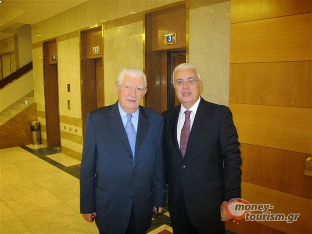 Το ύστατο χαίρε στον Αριστοτέλη Διβάνη