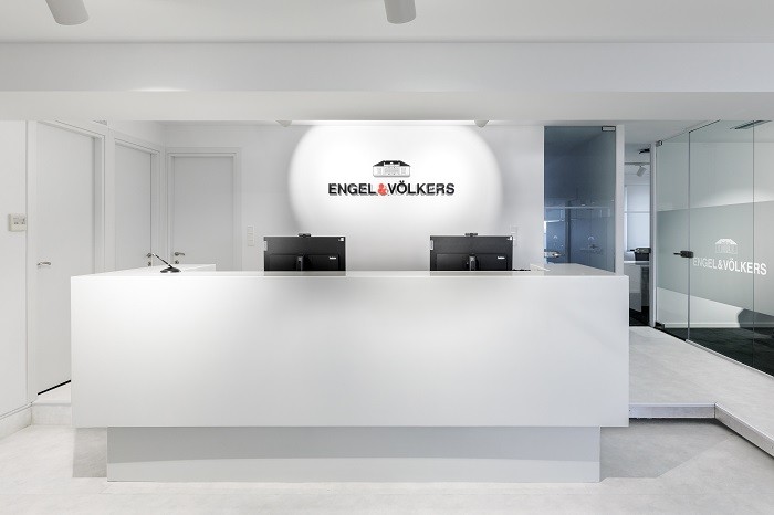 Engel & Völkers Ελλάδος: Τριπλάσιες οι συναλλαγές σε Αθήνα, Πελοπόννησο και νησιά το 2022 (pics)