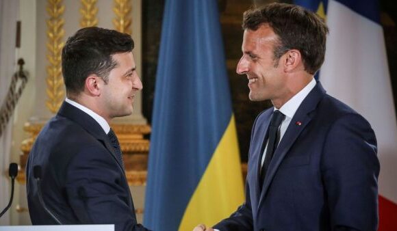 Γαλλία: Στο προεδρικό μέγαρο θα πραγματοποιηθεί η συνάντηση Μακρόν – Σολτς – Ζελένσκι