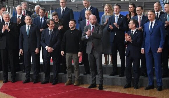 Ζελένσκι: Επιτάχυνση της παράδοσης όπλων ζητά από τους ευρωπαίους ηγέτες
