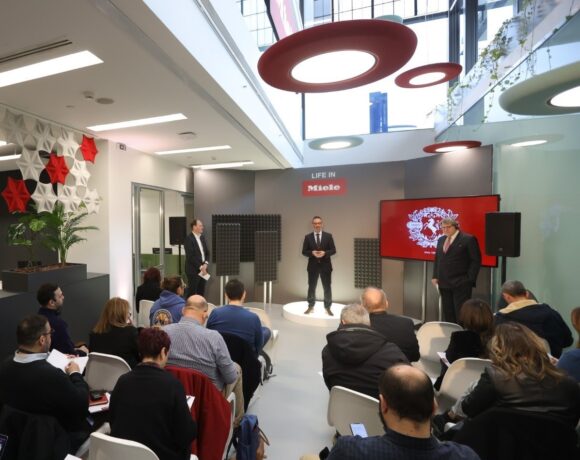 Θάνος Κυριαζής (miele Hellas): Το «διαζύγιο» με την Κωτσόβολος και η επένδυση σε ιδιόκτητα καταστήματα