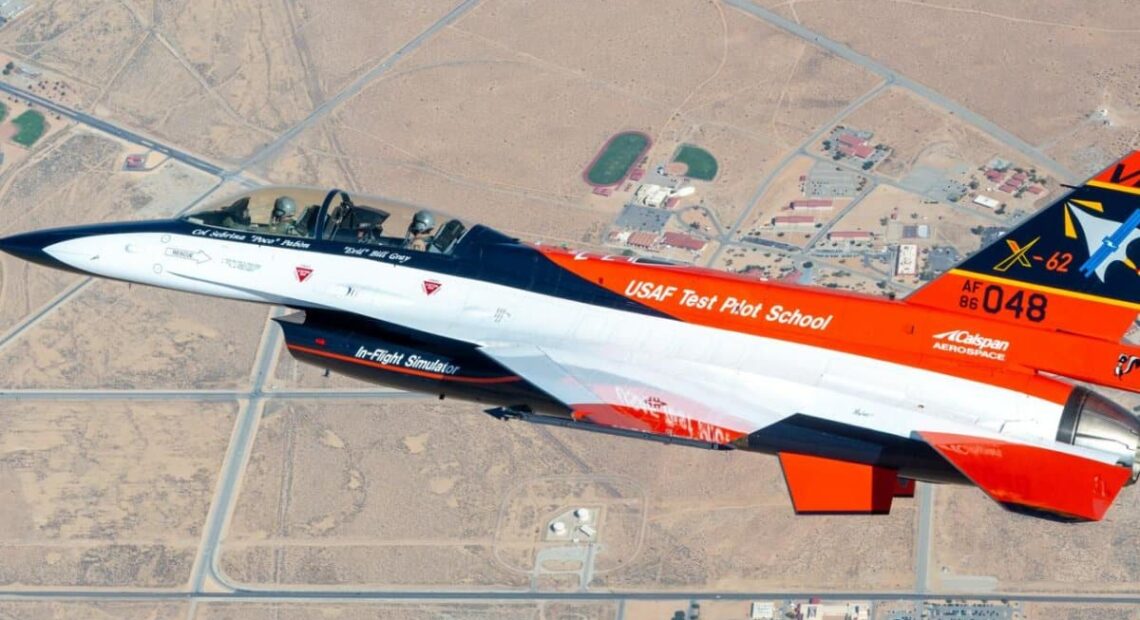 Ιστορική στιγμή – Η τεχνητή νοημοσύνη πιλόταρε μαχητικό αεροσκάφος