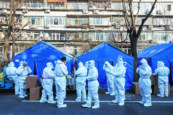 Κίνα: Κανένα νέο παραλλαγμένο στέλεχος του κοροναϊού δεν εντοπίστηκε μετά την άρση της πολιτικής «zero Covid»