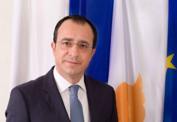 Κύπρος εκλογές: Χριστοδουλίδης και Μαυρογιάννης στον β΄ γύρο των προεδρικών