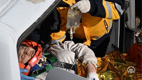 Σεισμός στην Τουρκία: Η 17χρονη Αλέινα διασώθηκε μετά από σχεδόν 250 ώρες στα ερείπια