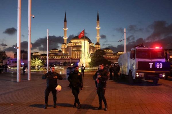 Σοϊλού: Οι ΗΠΑ βρίσκονται πίσω από τον Isis και την Αλ Κάιντα