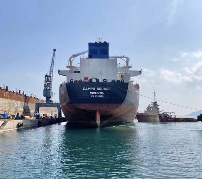 Τέσσερα πλοία επισκευάζονται ταυτόχρονα στα Ναυπηγεία Ελευσίνας (pics)