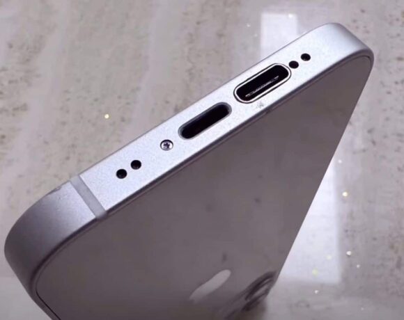 Iphone 12 Mini: Youtuber του έβαλε θύρα Usb C μαζί με τη Lightning