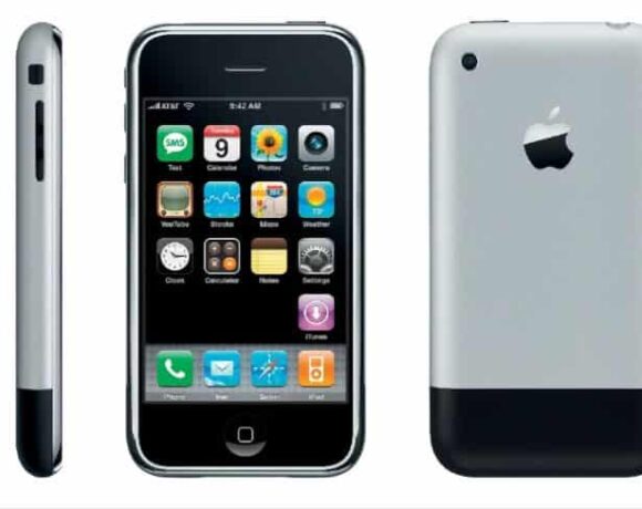 Iphone πρώτης γενιάς, ανέγγιχτο στο κουτί του έπιασε απίθανη τιμή σε δημοπρασία