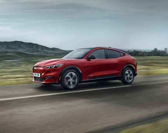 Η Ford θα πουλά Ev με δύο τύπους μπαταριών, ανάλογα με τις ανάγκες των πελατών (pics)