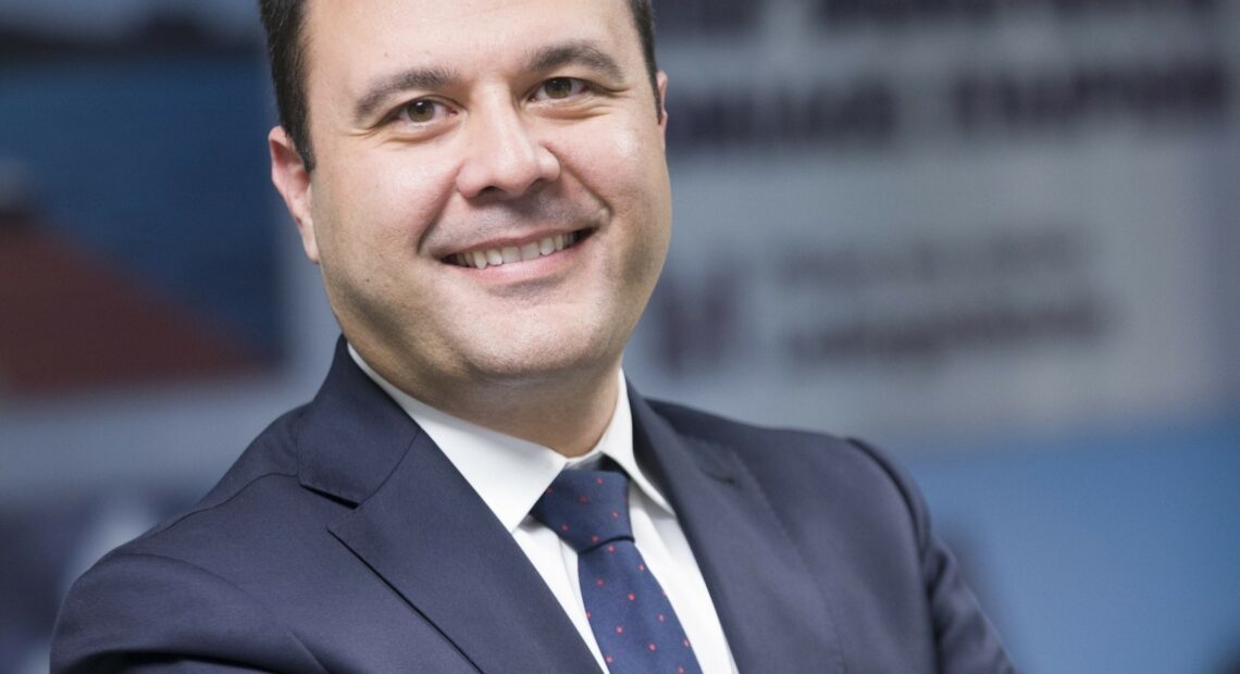 Νέα επένδυση από τον όμιλο «ΗΡΑΚΛΗΣ»: Συμφωνία για την εξαγορά της ΛΑΡΣΙΝΟΣ ΑΕ