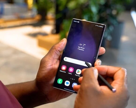 Οι χρήστες του Galaxy S23 Ultra διαμαρτύρονται ότι το S Pen δεν λειτουργεί σωστά