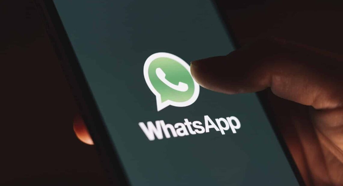 Το Whatsapp θα σας επιτρέψει σύντομα να συνομιλήσετε με το Whatsapp