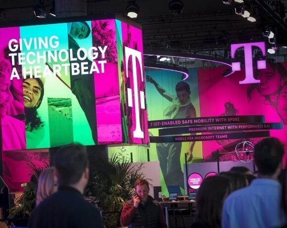 Deutsche Telekom: Τι παρουσίασε στο Mobile World Congress 2023 (pic)