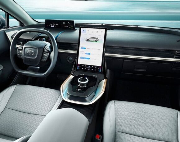 Toyota: Αυτό είναι το ηλεκτρικό αυτοκίνητο που θα κοστίζει 23