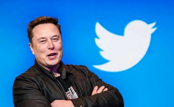 Twitter: Εργαζόμενος ρωτά τον Ελον Μασκ αν έχει απολυθεί