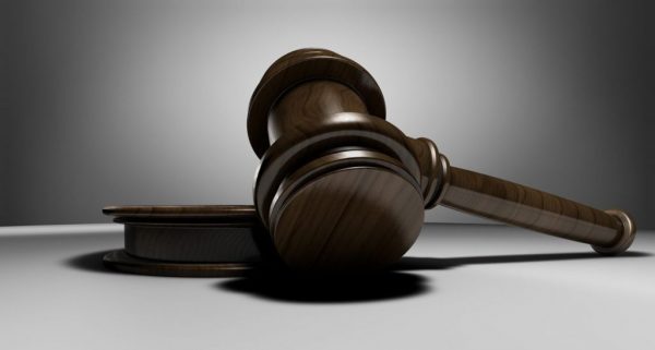 Δίκη για επίθεση σε συναγωγή στο Παρίσι άρχισε 43 χρόνια μετά