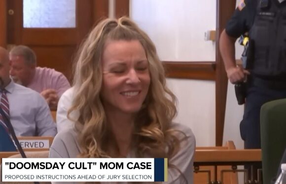 Η δίκη της «doomsday Mom» – Σκότωσε τα παιδιά της γιατί πίστευε ότι είναι ζόμπι