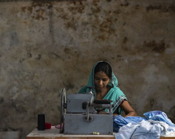 Τι κρύβεται πίσω από ένα απλό T Shirt των 10 ευρώ; Και γιατί οι Millenials αλλάζουν τα δεδομένα;