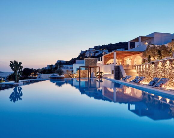 Vedema Initiative: Μια πρωτοβουλία του Ομίλου Katikies για τη Σαντορίνη