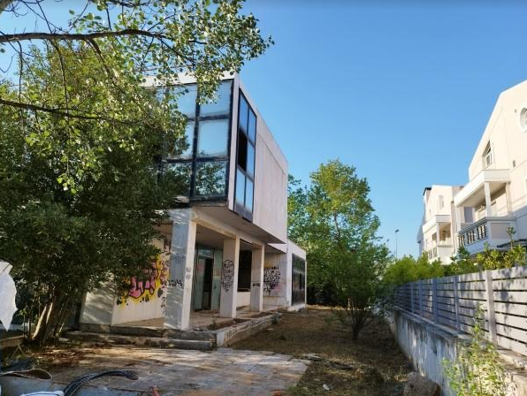 Η άνοδος και η πτώση της ΑΤΤΙ ΚΑΤ: Έρχεται σφυρί με… μεγάλη ιστορία για τα γραφεία στην Κηφισιά (pics)