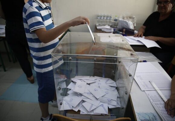 Ακροδεξιά στην Ευρώπη: Εργαζόμενοι σε αυξανόμενη ανασφάλεια, ακροδεξιά κόμματα σε συνεχή άνοδο  