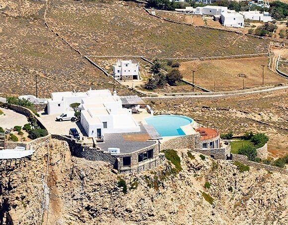Mύκονος: Ποια είναι η βίλα των 50 εκατ