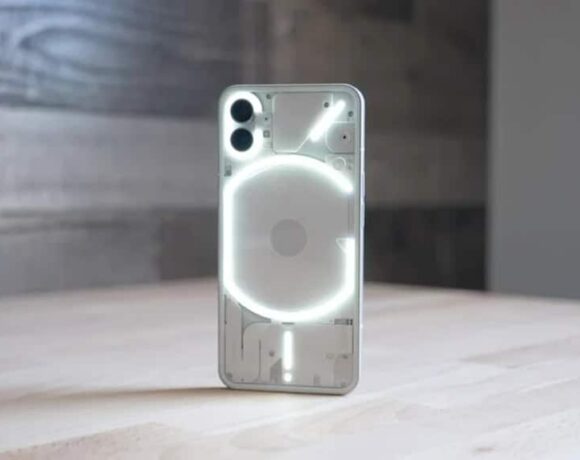 Nothing Phone (1): Θα πάρει νέο λογισμικό τον Αύγουστο