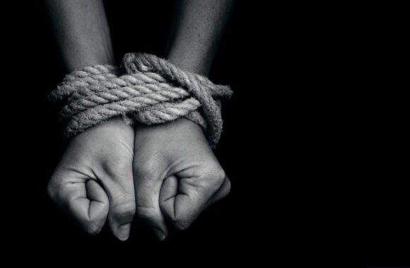 Άνδρας απήγαγε ανήλικη κοπέλα από το Τέξας