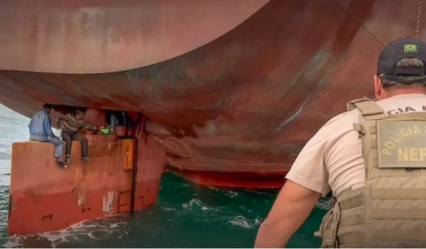 Βραζιλία: Διέσχισαν τον Ατλαντικό κρυμμένοι επί 13 μέρες στο πηδάλιο φορτηγού πλοίου (δείτε βίντεο)