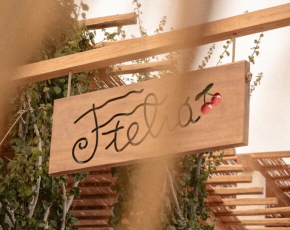 Γιατί όλοι μιλούν για το Ftelia Pacha Mykonos;