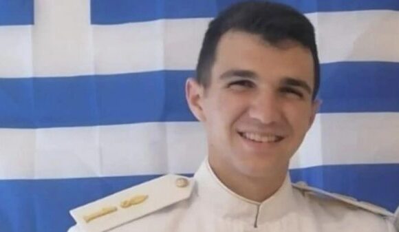 «Η Κύπρος θρηνεί ένα πραγματικό παλικάρι» – Τη Δευτέρα στη νήσο η σορός του 20χρονου Εύελπι που «έσβησε» σε στρατιωτική άσκηση