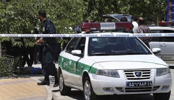 Ιράν: Δύο αστυνομικοί και τέσσερις ένοπλοι σκοτώθηκαν σε επίθεση εναντίον αστυνομικού τμήματος