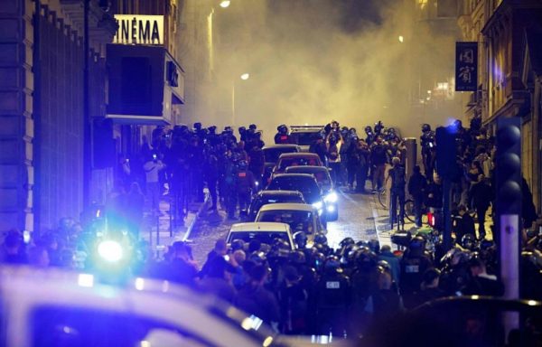 Πώς η αστυνομική βία σφράγισε τραγικά τη μοίρα δυο αδερφών στη Μασσαλία