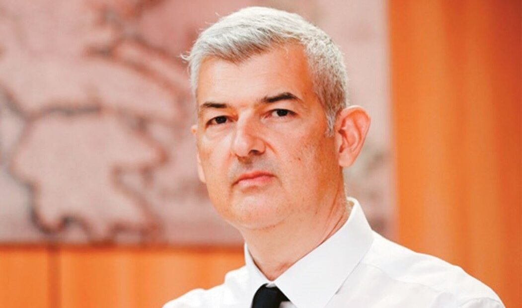 Πώς θα «ξεφρακάρει» από τις ουρές το Κτηματολόγιο Αθήνας