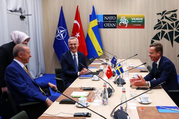 Ρετζέπ Ταγίπ Ερντογάν: «Παζάρια» για την ένταξη της Σουηδίας στο ΝΑΤΟ – Ο ρόλος των αμερικανικών F 16, οι εγγυήσεις που ζητά η Ελλάδα
