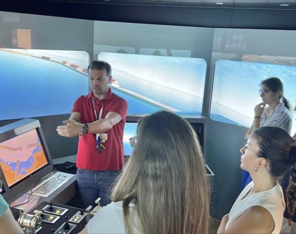 Εκπαιδευτικά ταξίδια φοιτητών/τριων του Μεταπτυχιακού  «Διοίκηση στη Ναυτική Επιστήμη και Τεχνολογία» σε πλοία της Danaos (pics)