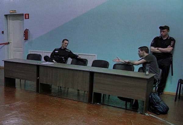 Ναβάλνι: Καλεί τους Ρώσους σε αντίσταση κατά του Κρεμλίνου μετά τη νέα καταδίκη του